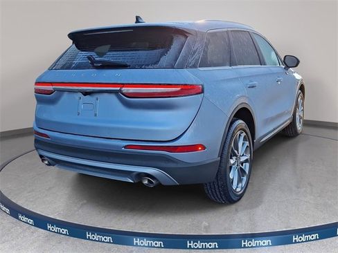 Used 2022 Lincoln Corsair AWD w/ Premium Package image 5