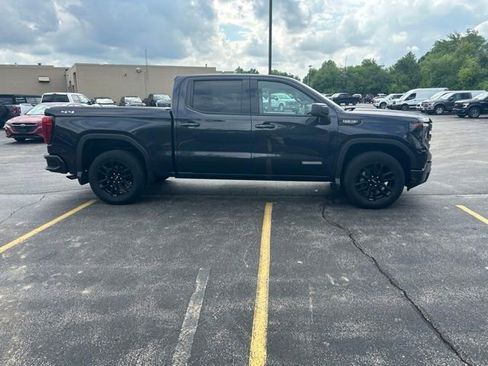 Used 2023 GMC Sierra 1500 Elevation AWD/4WD image 7