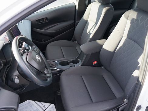 Used 2024 Toyota Corolla LE image 15