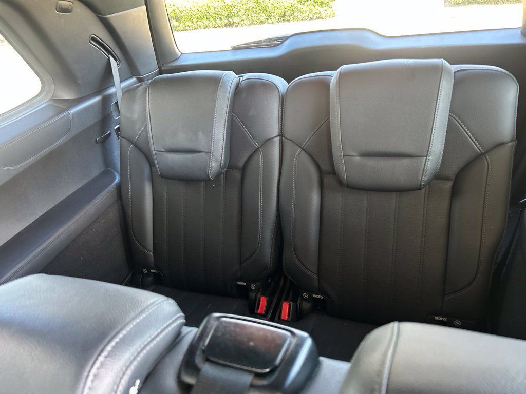 Used 2018 Mercedes-Benz GLS 450 4MATIC image 13