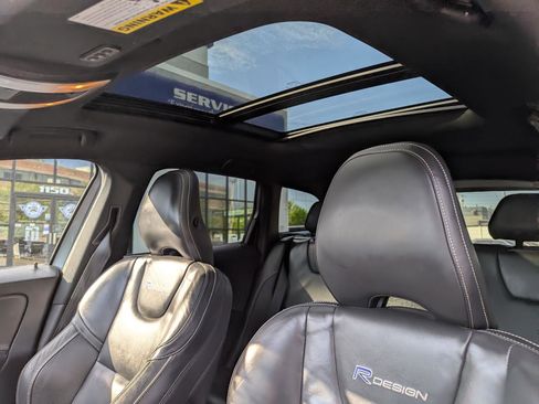 Used 2014 Volvo XC60 T6 R-Design AWD/4WD image 28