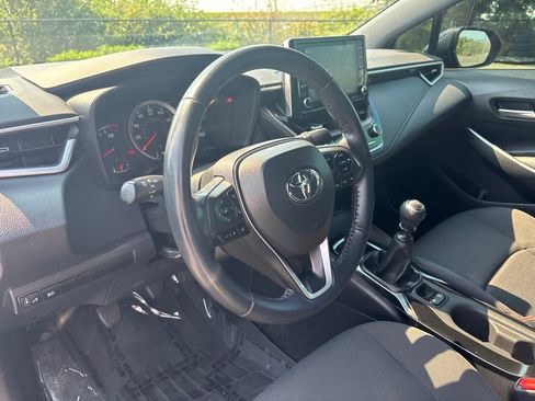 Used 2021 Toyota Corolla SE FWD image 8