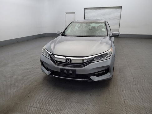 Used 2017 Honda Accord EX-L image 15