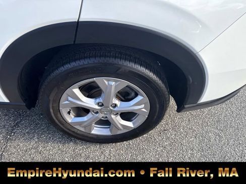 Used 2023 Honda HR-V LX image 12