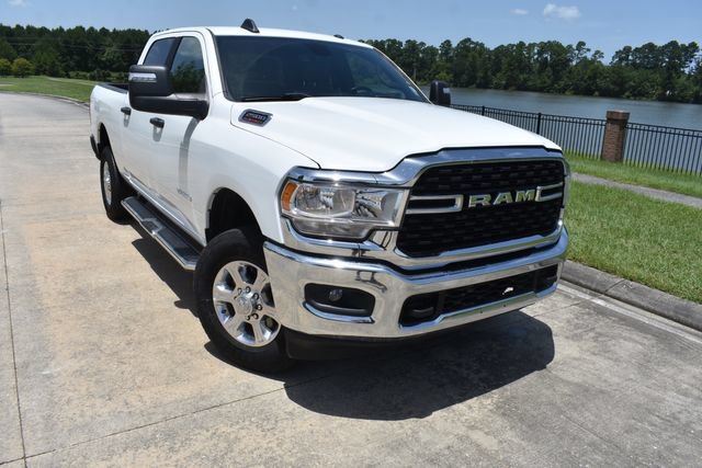 Used 2024 RAM 2500 Big Horn AWD/4WD image 2