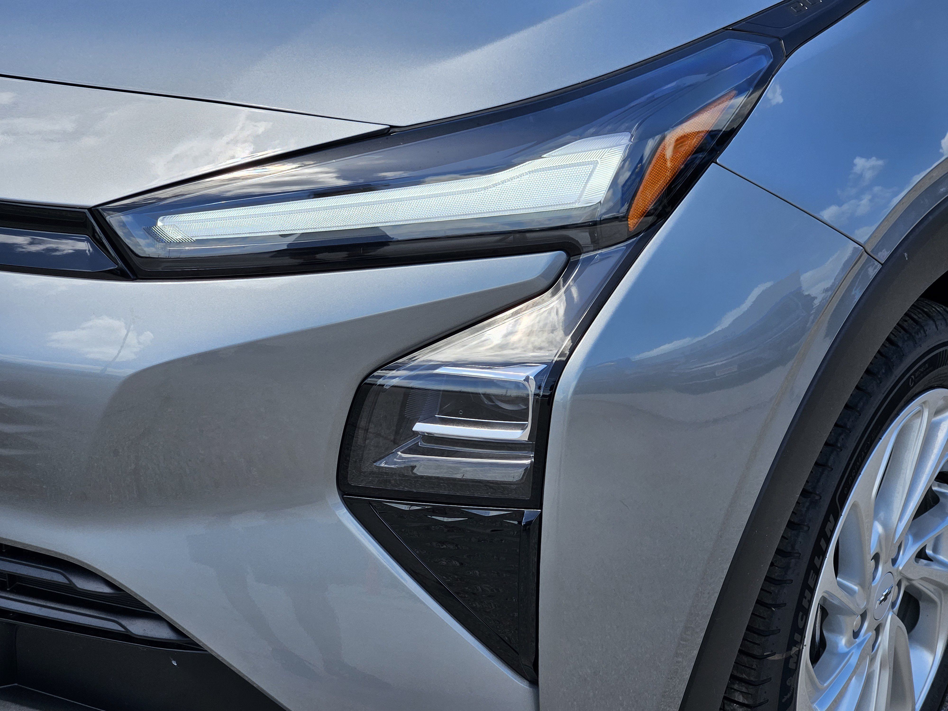 New 2027 Chevrolet Bolt LT w/ Comfort Package FWD image 6