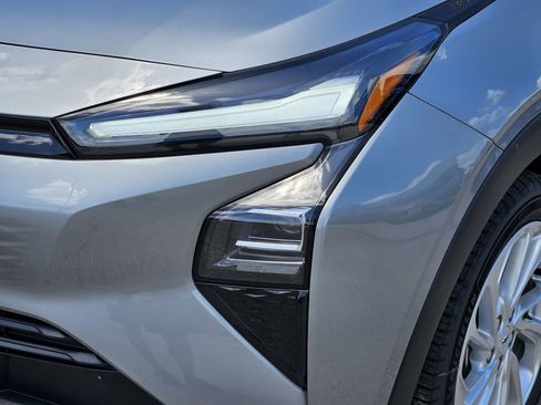 New 2027 Chevrolet Bolt LT w/ Comfort Package FWD image 6