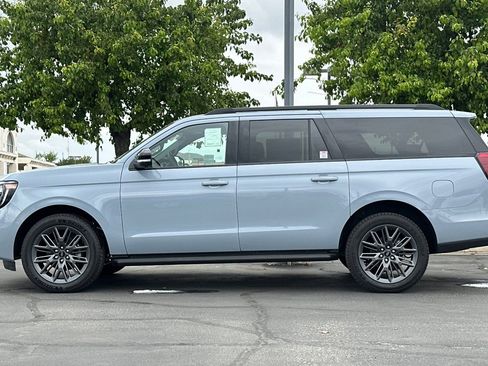 New 2026 Ford Expedition Max Platinum w/ Stealth Appearance Package AWD/4WD image 7