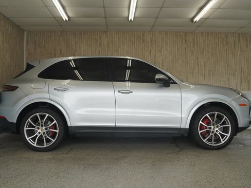 Used 2019 Porsche Cayenne S AWD/4WD image 6
