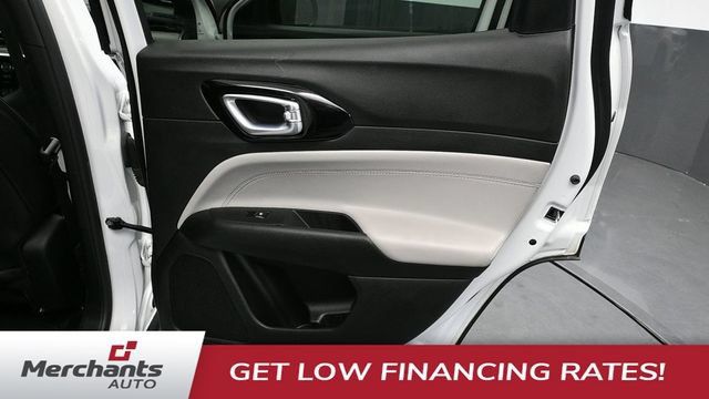Used 2025 Jeep Compass Limited AWD/4WD image 12