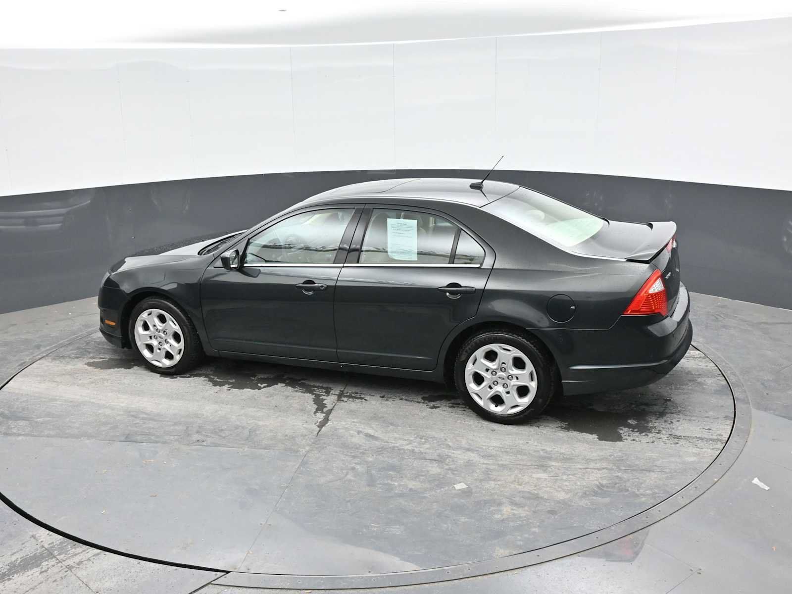 Used 2010 Ford Fusion SE FWD image 13