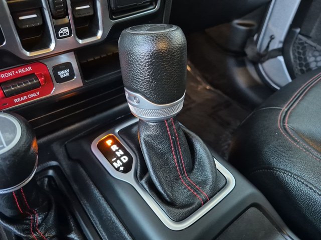Used 2019 Jeep Wrangler Unlimited Rubicon AWD/4WD image 17