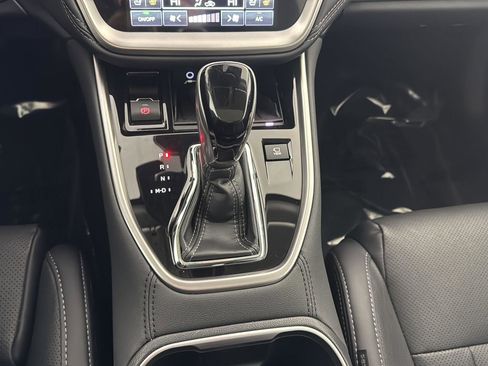 Certified 2025 Subaru Outback Touring w/ Popular Package #2 image 19