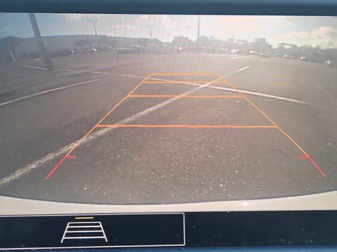 Used 2022 Chevrolet Equinox LT image 23