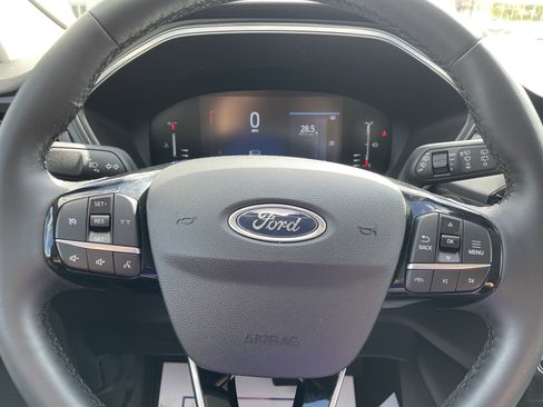 Used 2024 Ford Escape Active image 11