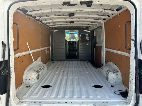 Used 2015 Nissan NV 2500 SL image 13