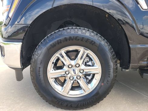 Used 2025 Ford F150 XLT w/ Equipment Group 301A Standard AWD/4WD image 30