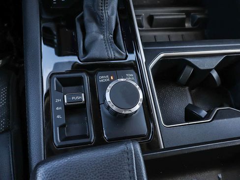 Used 2024 Toyota Tundra Limited image 29