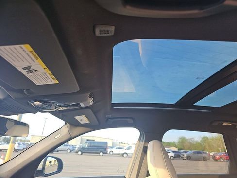 Used 2024 BMW X1 xDrive28i w/ Premium Package AWD/4WD image 18