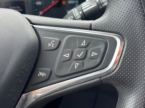 Used 2020 Chevrolet Equinox LS FWD image 18