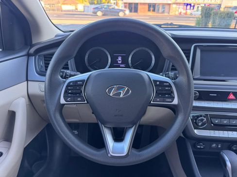 Used 2019 Hyundai Sonata SE FWD image 21