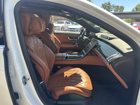 Used 2021 Mercedes-Benz S 580 4MATIC Sedan w/ Warmth & Comfort Package image 20