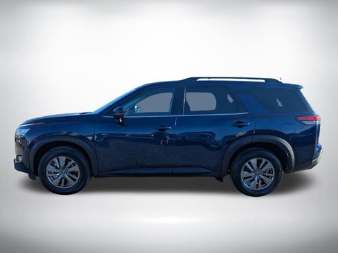 Used 2025 Nissan Pathfinder SV FWD image 5
