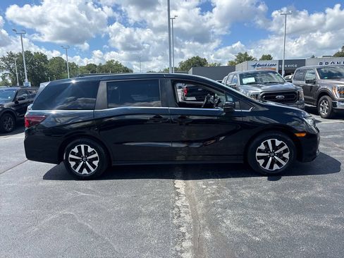 Used 2025 Honda Odyssey EX-L image 6