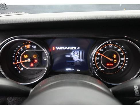 Used 2021 Jeep Wrangler Unlimited Sport AWD/4WD image 12