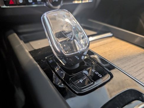 New 2026 Volvo XC60 B5 Plus w/ Protection Package Premier image 22