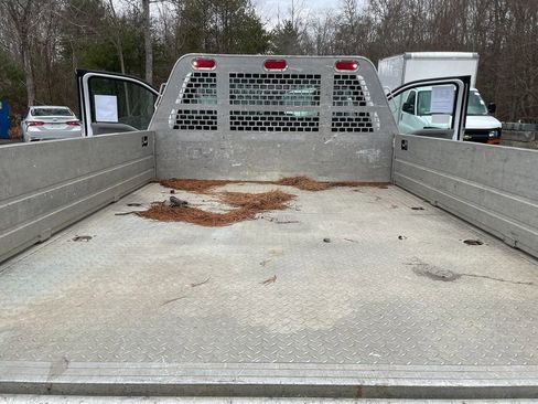 Used 2017 Ford F250 XL RWD image 22