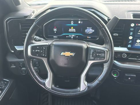 Used 2022 Chevrolet Silverado 1500 LT w/ Z71 Off-Road Package image 24