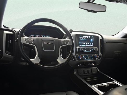 Used 2018 GMC Sierra 1500 SLT image 25