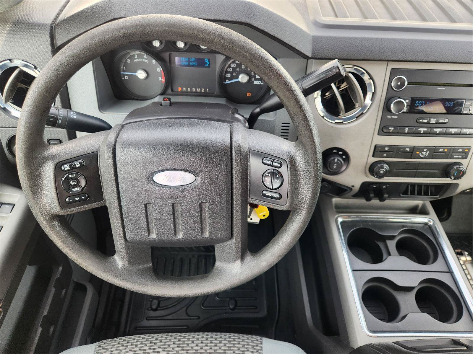 Used 2012 Ford F250 XLT w/ Heavy Service Suspension Pkg AWD/4WD image 25