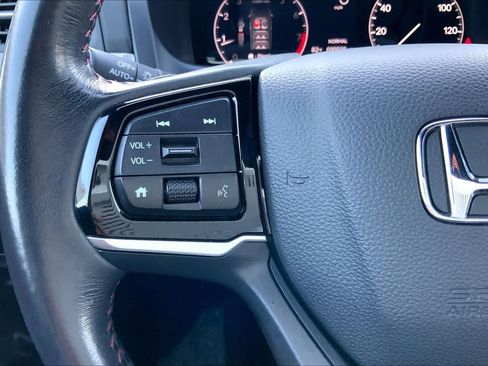 Used 2025 Honda Odyssey Sport-L image 24