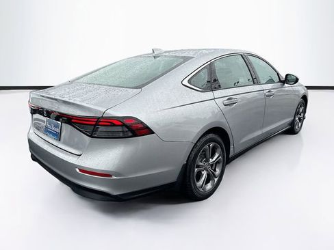 Certified 2023 Honda Accord EX image 9