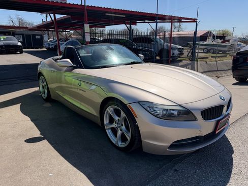 Used 2011 BMW Z4 sDrive30i w/ Premium Pkg image 19