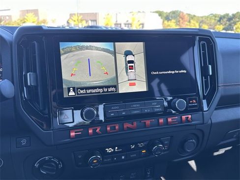Certified 2025 Nissan Frontier PRO-4X w/ Pro Convenience Package image 30