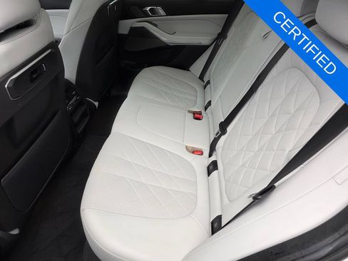 Certified 2024 BMW X5 sDrive40i w/ Premium Package RWD image 14