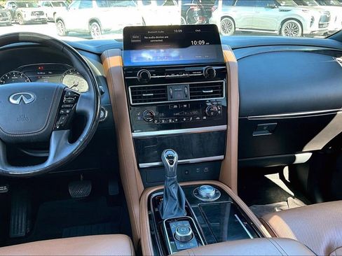 Certified 2024 INFINITI QX80 Sensory AWD/4WD image 8