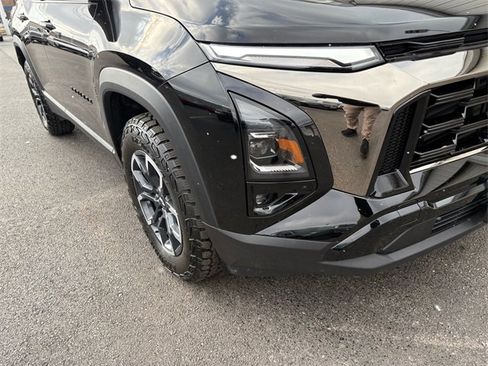 Used 2026 Chevrolet Equinox ACTIV w/ Safety and Technology Package image 28