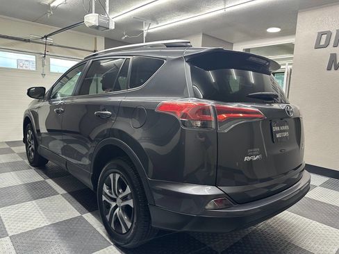 Used 2016 Toyota RAV4 LE AWD/4WD image 11