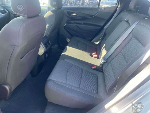 Used 2019 Chevrolet Equinox LT image 6