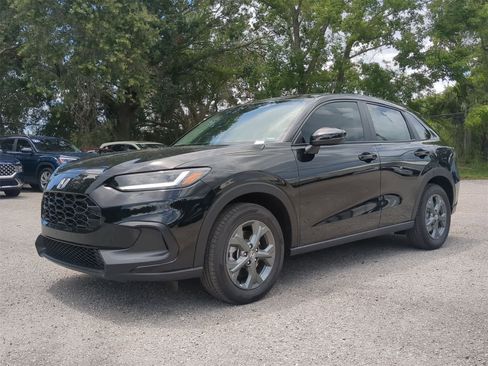 New 2026 Honda HR-V LX image 2