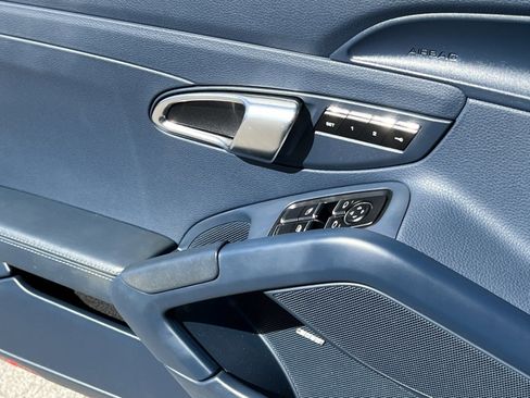 Used 2014 Porsche Boxster S image 26