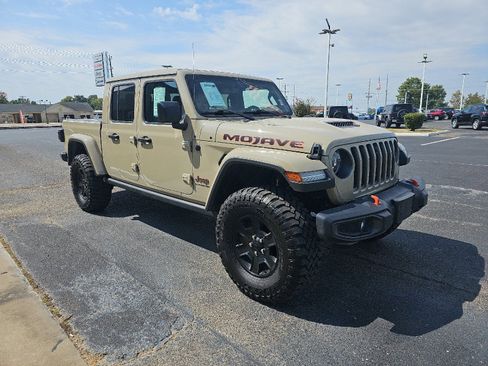 Used 2020 Jeep Gladiator Mojave image 1
