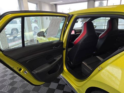 Used 2022 Volkswagen GTI Autobahn image 36