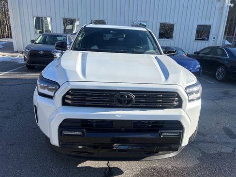 New 2026 Toyota 4Runner Platinum image 2