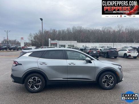 Used 2024 Kia Sportage LX image 7