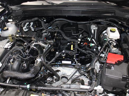 Used 2021 Ford Bronco Outer Banks image 40